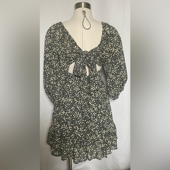 NWT by together floral tie back dress - Picture 3 of 7